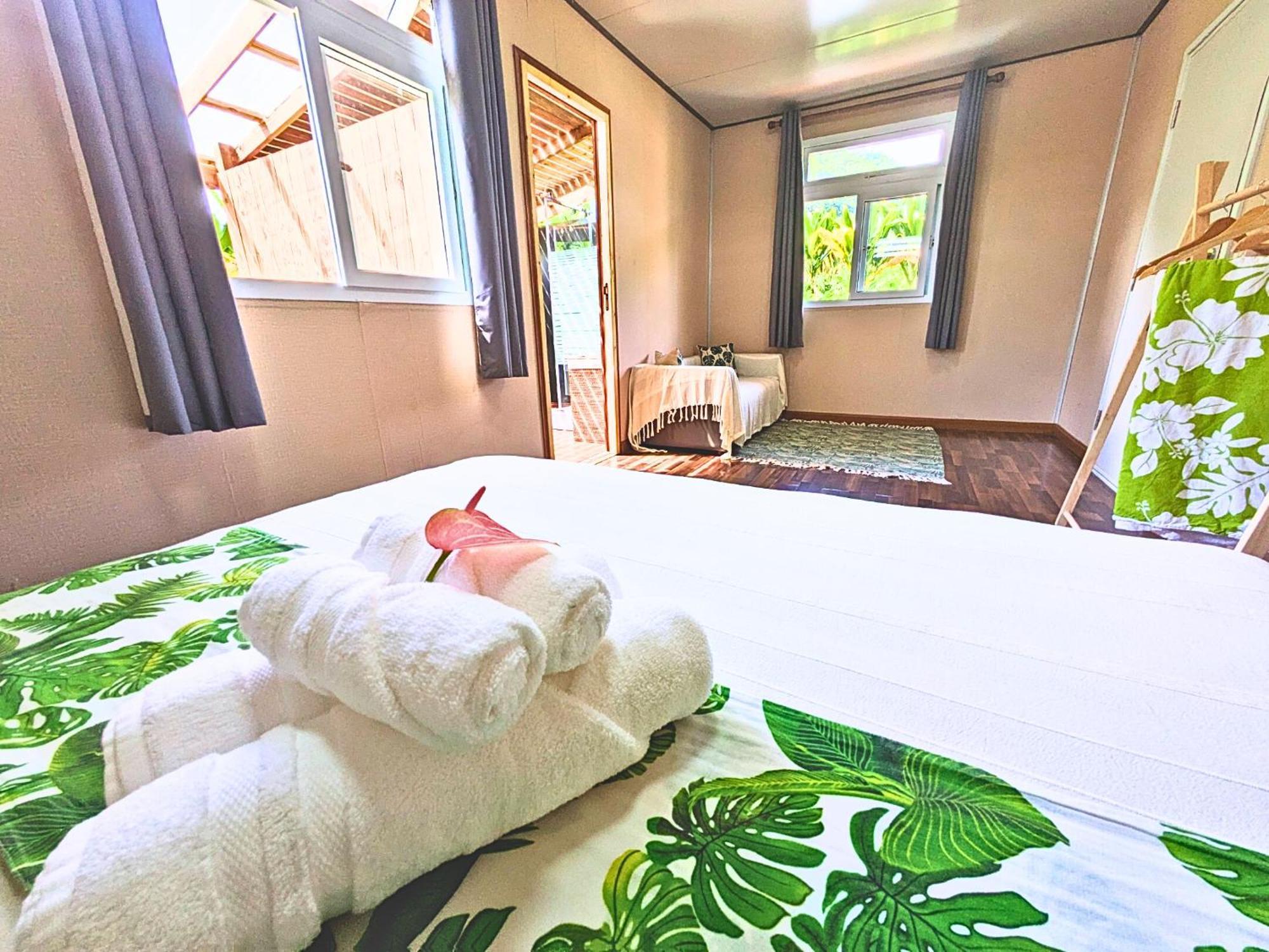 Natura Om Teahupoo Surf Lodge Toanoano Eksteriør bilde