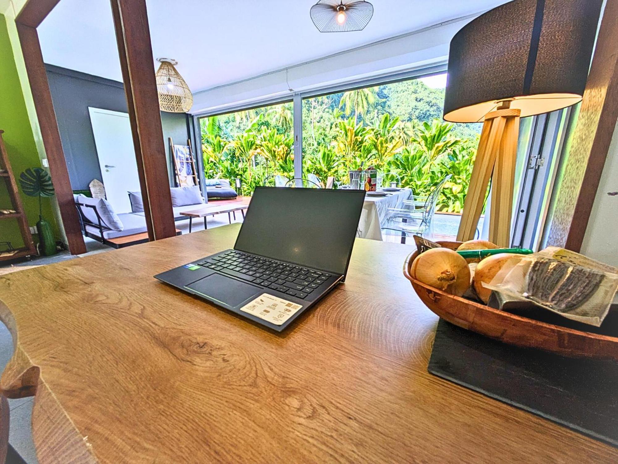 Natura Om Teahupoo Surf Lodge Toanoano Eksteriør bilde